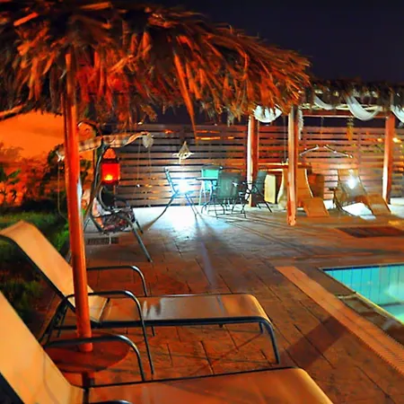 Augoustinos * Sarakinádhon