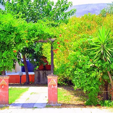 Augoustinos Casa rural *