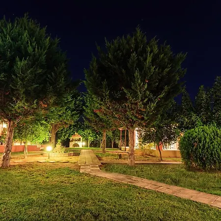 Augoustinos Sarakinádhon