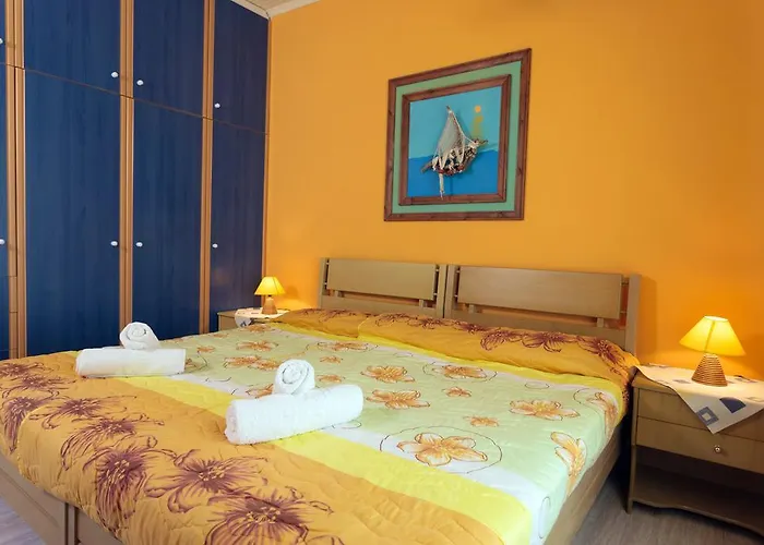 Летний дом Augoustinos Sarakinadhon