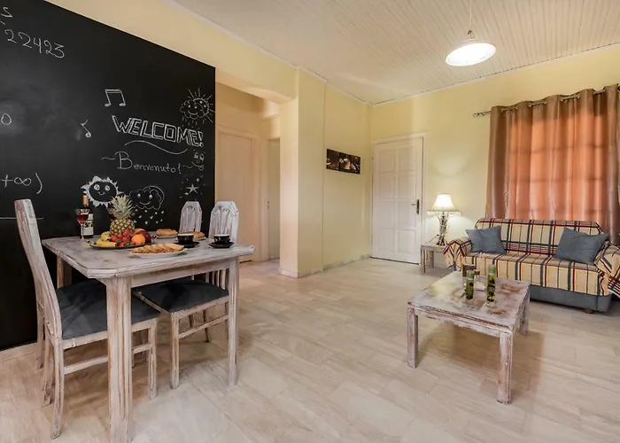 Augoustinos Sarakinadhon