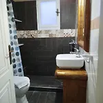 Augoustinos * Sarakinádhon