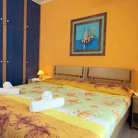 Lantställe Augoustinos Sarakinádhon